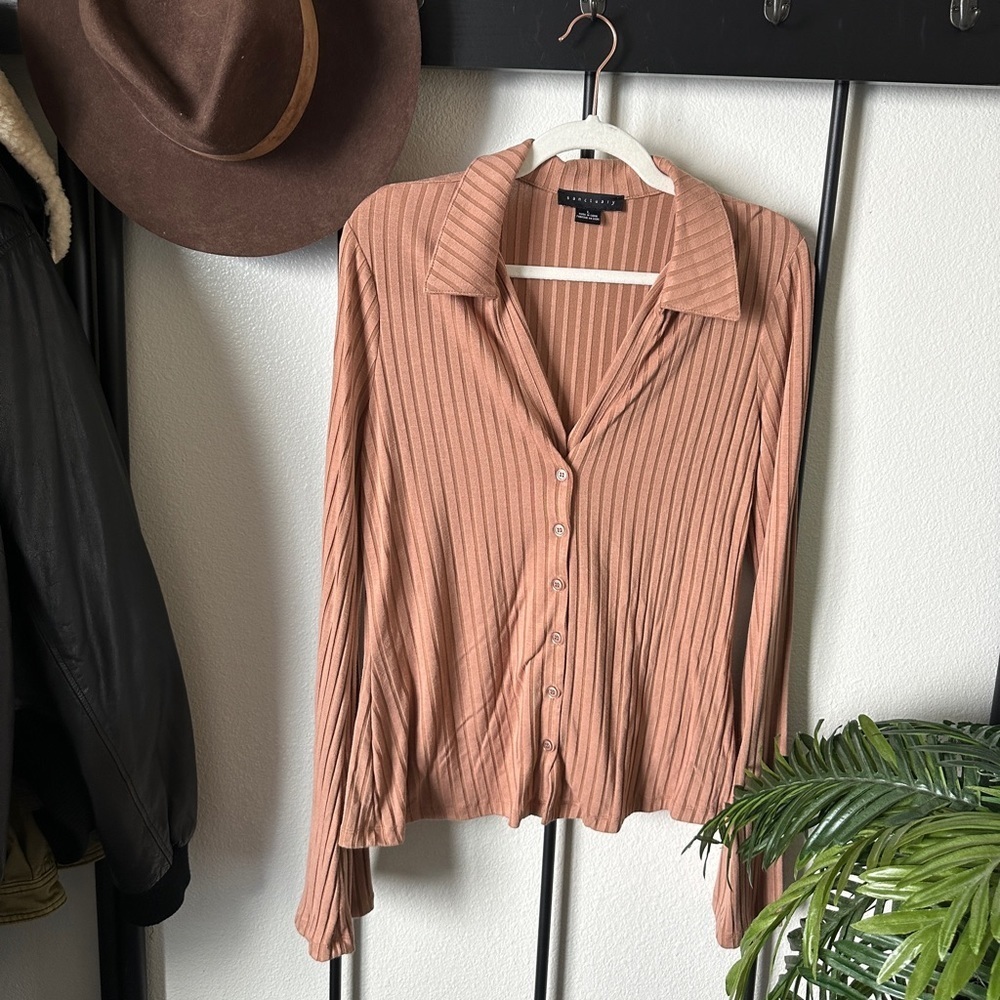 Sanctuary tan stretch ribbed button collar long bell sleeve blouse shirt retro